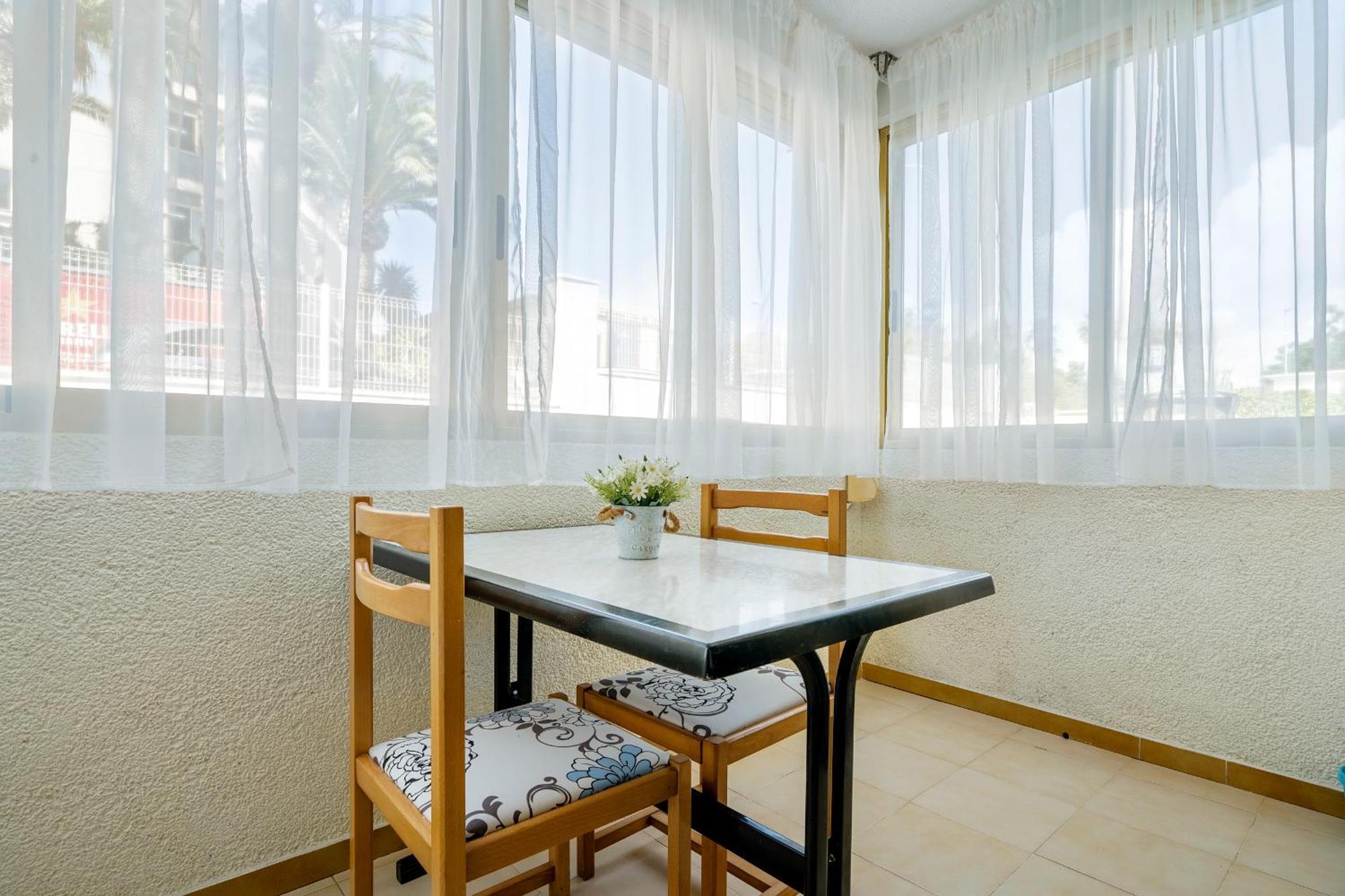 Hauzify I Apartaments Reddis กัมบริลส์ ภายนอก รูปภาพ