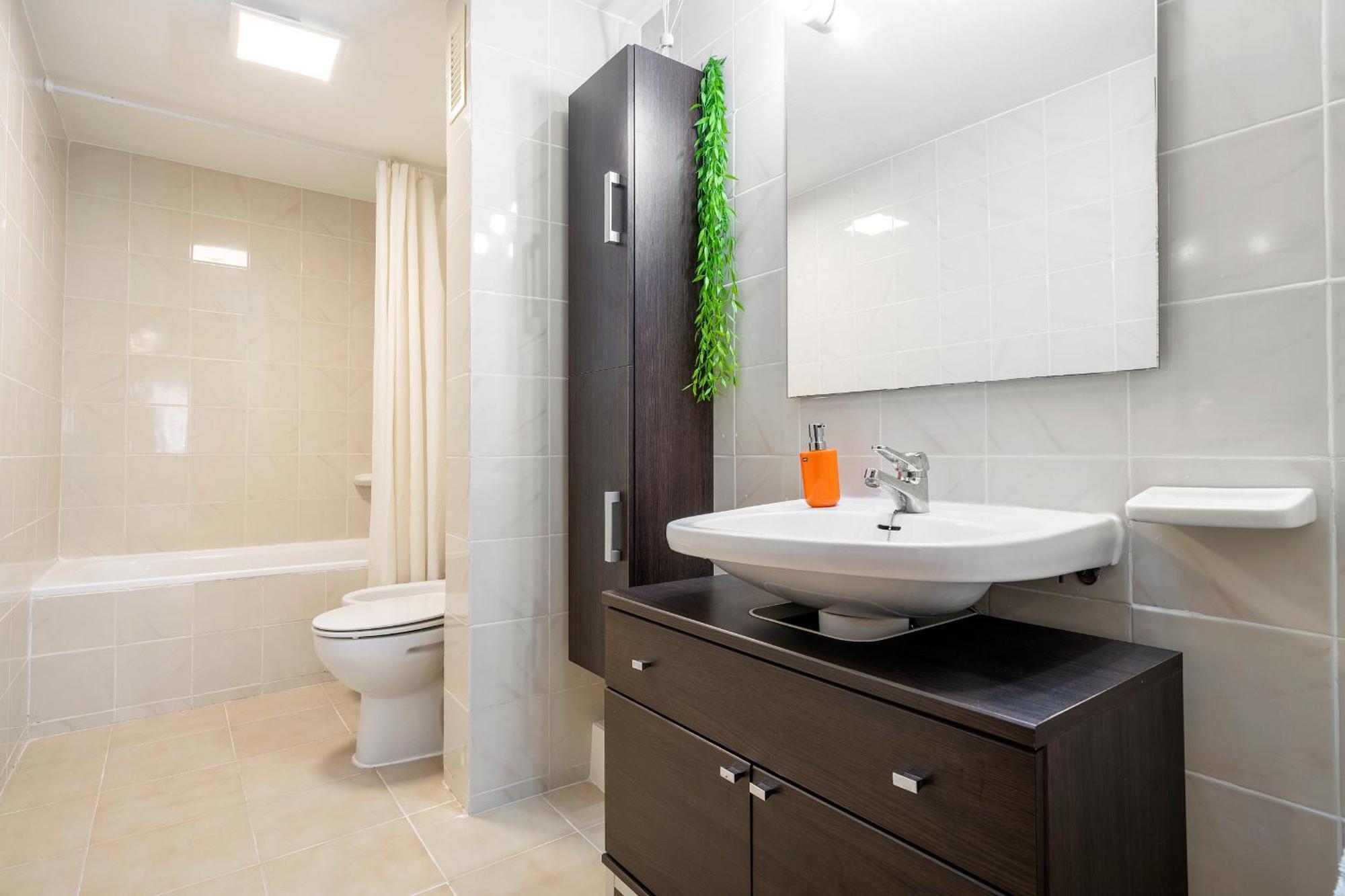Hauzify I Apartaments Reddis กัมบริลส์ ภายนอก รูปภาพ